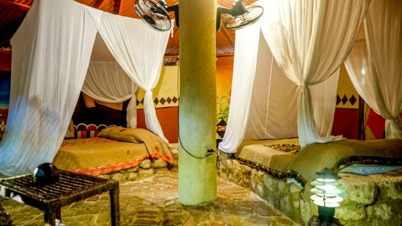 Great Huts Villa Boston Bay Екстериор снимка